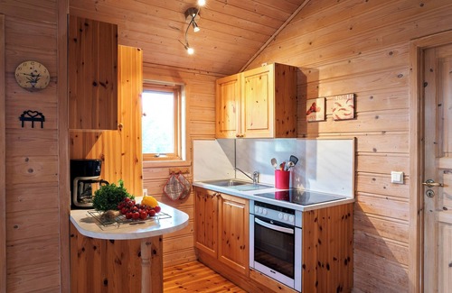 Kvinnherad House | Beautiful cabin, Norway on the Harangerfjord, 20 hp motorboat for hire, fjord panorama.