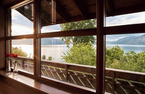 Kvinnherad House | Beautiful cabin, Norway on the Harangerfjord, 20 hp motorboat for hire, fjord panorama.