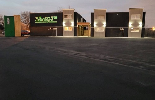 Lawton Apartment | Beautiful Contemporary Suite #07