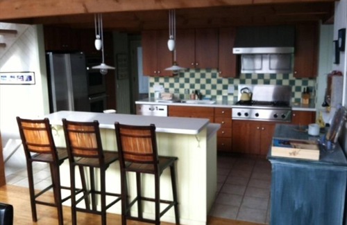 North Egremont House | Beautiful, Contemporary Home on 6 Private Acres; Summer 2022 Rental