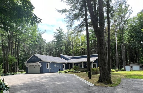 Caledon Cottage | Beautiful Cottage in Caledon East