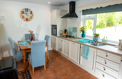 Castlemaine Cottage | Beautiful Cottage on the Wild Atlantic Way - Breathtaking Mountain & Sea Views