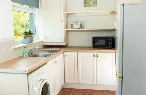 Castlemaine Cottage | Beautiful Cottage on the Wild Atlantic Way - Breathtaking Mountain & Sea Views