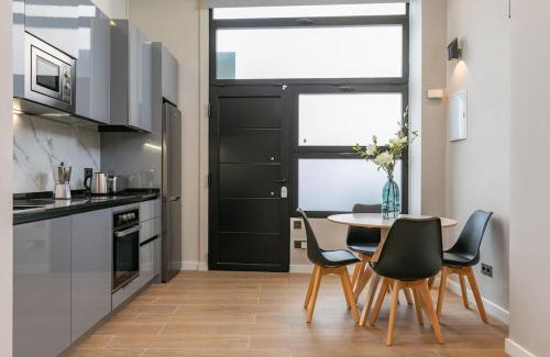 Vista Alegre Apartment | Beautiful duplex in front of Vista Alegre Palace