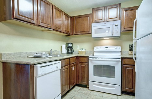 Williamsburg Resort | Beautiful Family-Friendly Resort 2BR/2BA