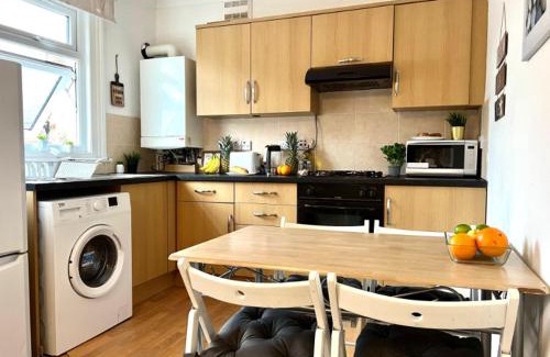 Ferndale Apartment | Beautiful flat in Brixton
