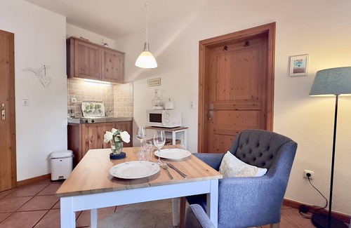 Altharlingersiel Apartment | Beautiful Groot Kostall apartment: 25 sqm garden terrace for 2 people