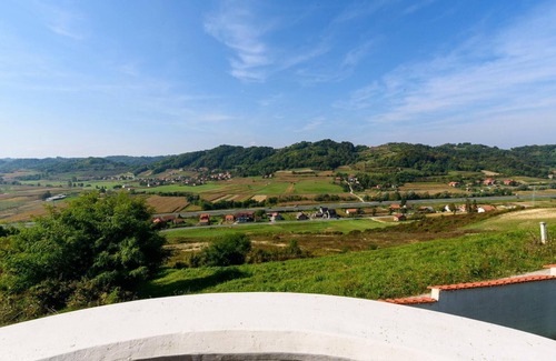 Sveti Kriz Zacretje House | Beautiful home in Sv.Kriz Zacretje