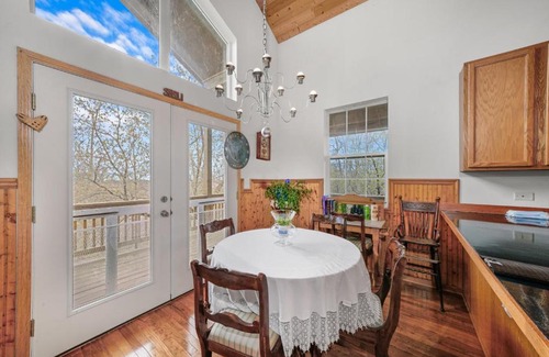 Waukegan House | Beautiful home in Beach Park IL