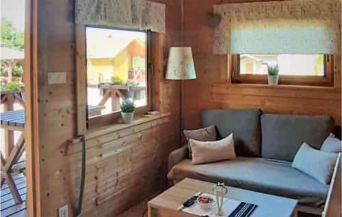 Lebieniec House | Beautiful Home In Lebieniec With Wifi