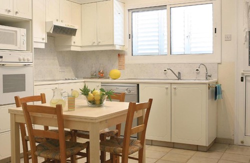 Miliou House | Beautiful home in Miliou Paphos with 2 Bedrooms, Outdoor swimming pool and Swimming pool