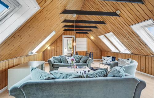 Millinge House | Beautiful Home In Millinge With Kitchen