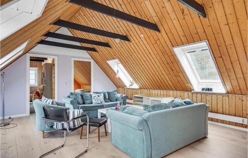 Millinge House | Beautiful Home In Millinge With Kitchen