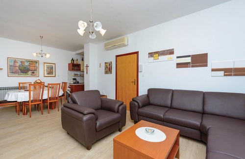 Mocici House | Beautiful home in Mocici