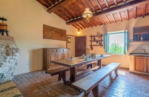 Sarteano House | Beautiful home in Sarteano with WiFi