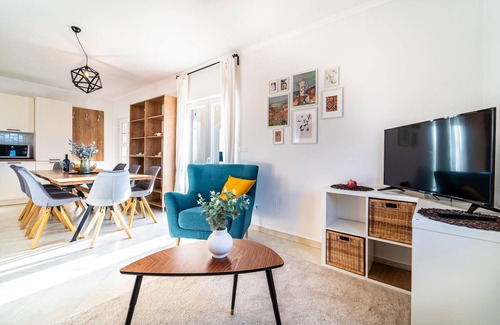 Posedarje House | Beautiful home in Slivnica with WiFi