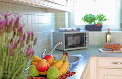 Verchen House | Beautiful home in Verchen with WiFi