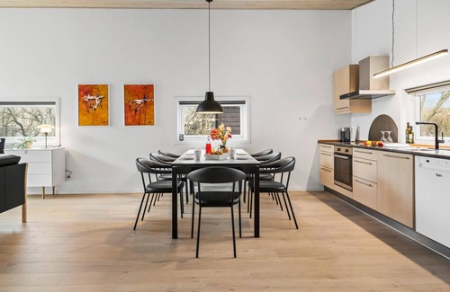 Vestervig House | Beautiful home in Vestervig with WiFi