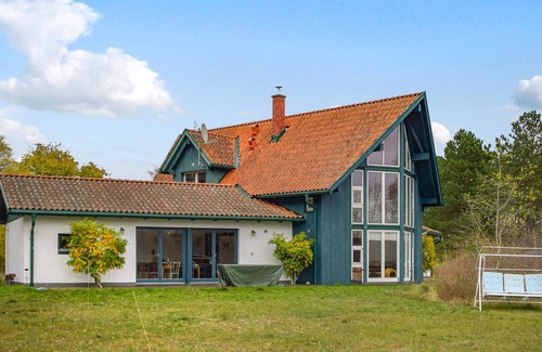 Nybrostrand House | Beautiful home in Ystad with WiFi