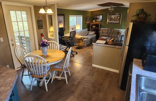 Tryon House | Beautiful home on 5 acre gated horse farm 3.5 miles from Tryon Equestrian Center