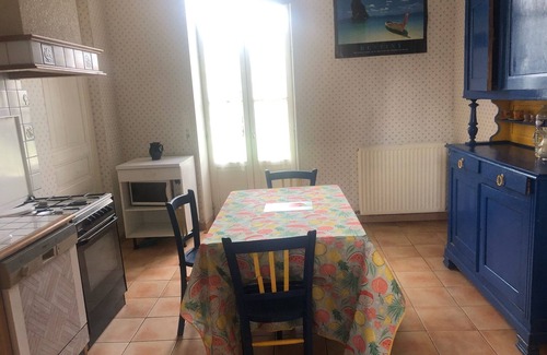 Chanzeaux House | Beautiful house in a former school