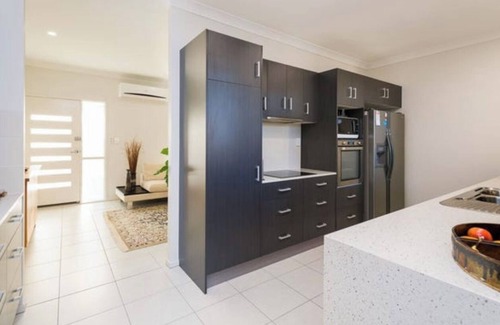 Biggera Waters House | Beautiful house in Biggera waters close to surfers paradise and broad water park