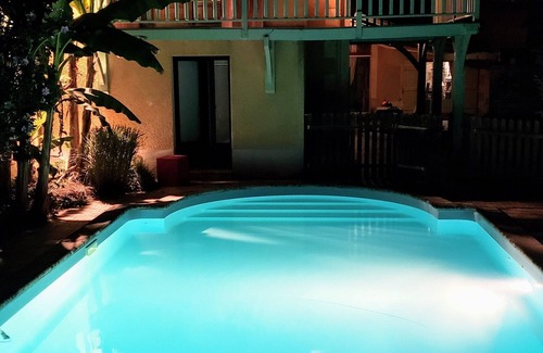 Vergt House | Beautiful house for 8 people, heated pool May to September, sauna, garden.