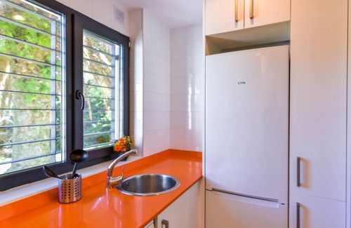 Santona Villa | Beautiful house on Berria's beach