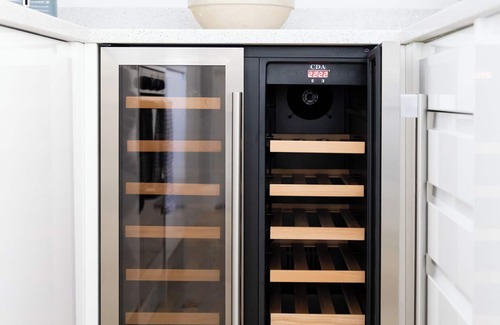 Arundel House | Beautiful Iconic Listed Building with Views Overlooking the Arundel Cathedral