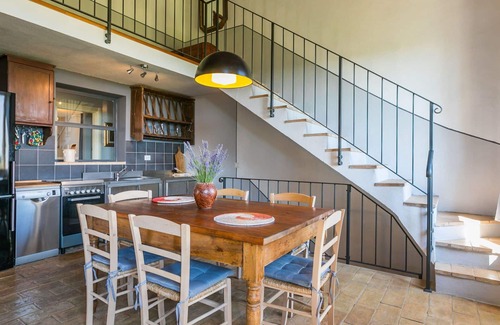 Magliano in Toscana House | Beautiful villa for 4 guests with WIFI, patio and pets allowed