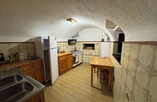 Villanova d'Albenga House | Beautiful stone house near Garlenda, 10 minutes from the sea