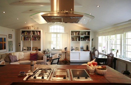 Jarva House | Beautiful Lake house near city center