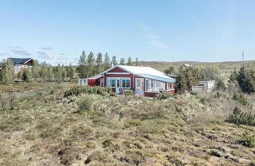 Selfoss House | Beautiful lakehouse by the golden circle - fishing