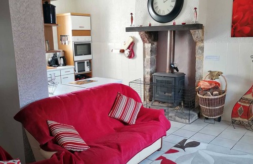 Ceauce Cottage | Beautiful, large relaxing holiday home set in beautiful rural Basse Normandy