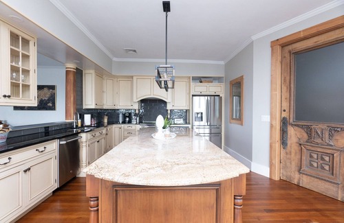 Lebanon Apartment | Beautiful Loft with a City View