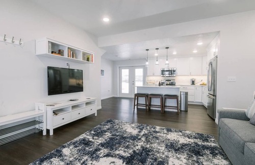 Spokane Other | Beautiful Master Suite & Full Kitchen in New Home