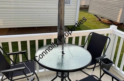 Rhyl House | Beautiful modern caravan