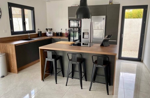 Valros Villa | beautiful modern villa with swimming pool near cap d'agde