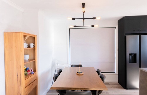 Prospect Vale House | Beautiful Mountain Views