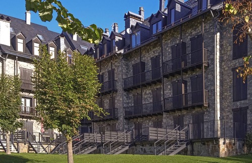 Pla de l'Ermita Apartment | Beautiful mountain apartment in Boi Taull