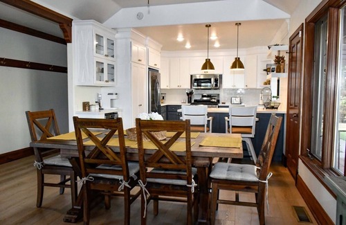 Julian House | Beautiful Mountain Home located on 1 acre in the Historical Town of Julian, Ca