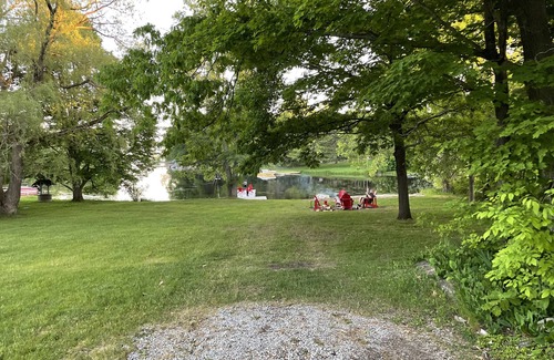 Georgian Bay House | Beautiful Muskoka lake front. Close to Mt. St. Louie Moonstone and Honey Harbour