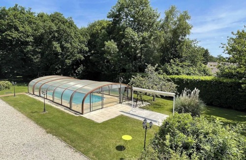 Gonneville-sur-Mer House | Beautiful Normandy house with pool (11 people)