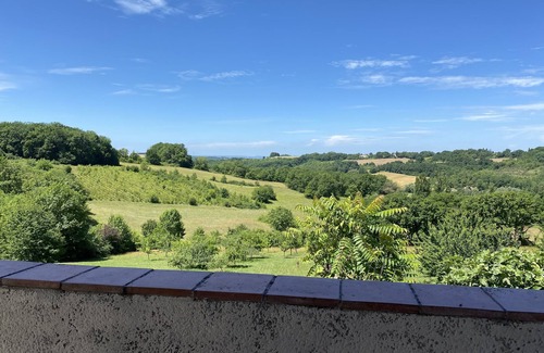 Lacepede Cottage | Beautiful old cottage, with a rear terrace giving stunning panoramic views.