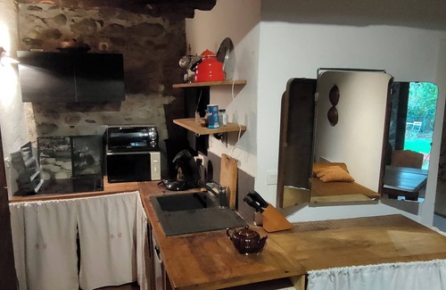 Balagueres House | Beautiful old house with large terrace and view of the Ariege Pyrenees