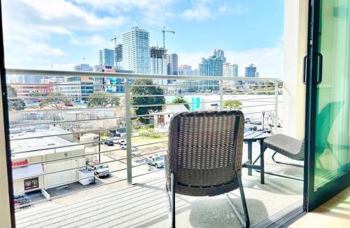 East Village Apartment | Beautiful One Bedroom Apartment With View Of City