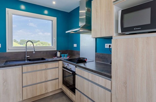 Saint-Germain-sur-Ay House | Beautiful private villa for 4 people with TV, terrace and pets allowed