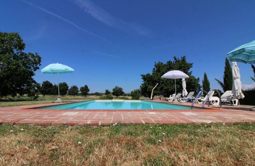 Marciano della Chiana Villa | Beautiful private villa for 9 people with private pool, WIFI, TV and pets allowed, close to Arezzo