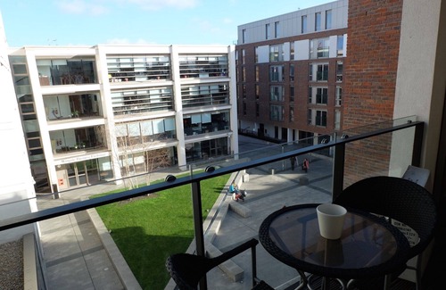 Clapham Apartment | Beautiful & Perfectly Located Ultra-Modern Flat