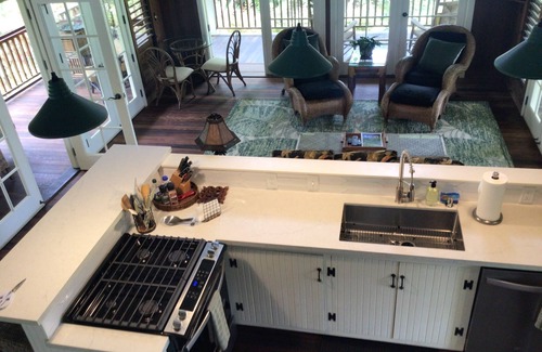 Kilauea Cottage | Beautiful Plumeria Cottage-Anini Beach Plantation Style Home